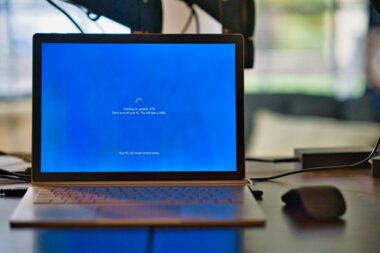 Hardening systemu Windows 11: praktyczne kroki do zwiększenia bezpieczeństwa