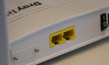 Praktyczne wskazówki do zabezpieczenia domowej sieci Wi-Fi przed atakami
