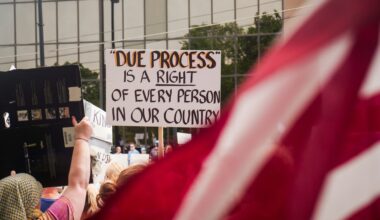 Opór wobec AI rośnie — od protestów artystów po debaty wyborcze w USA